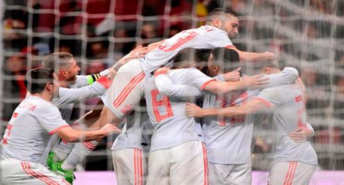 تقرير.. كيف تناولت الصحف الإسبانية الفوز (6-1) على الأرجنتين.. ورسالة لميسي 